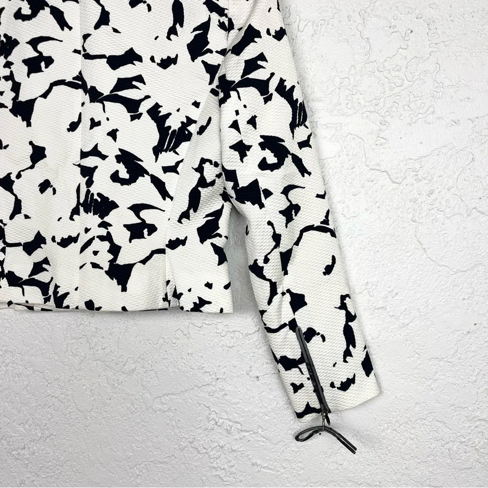 Christian Dior Vintage 1980’s Black & White Floral Print Blazer Jacket